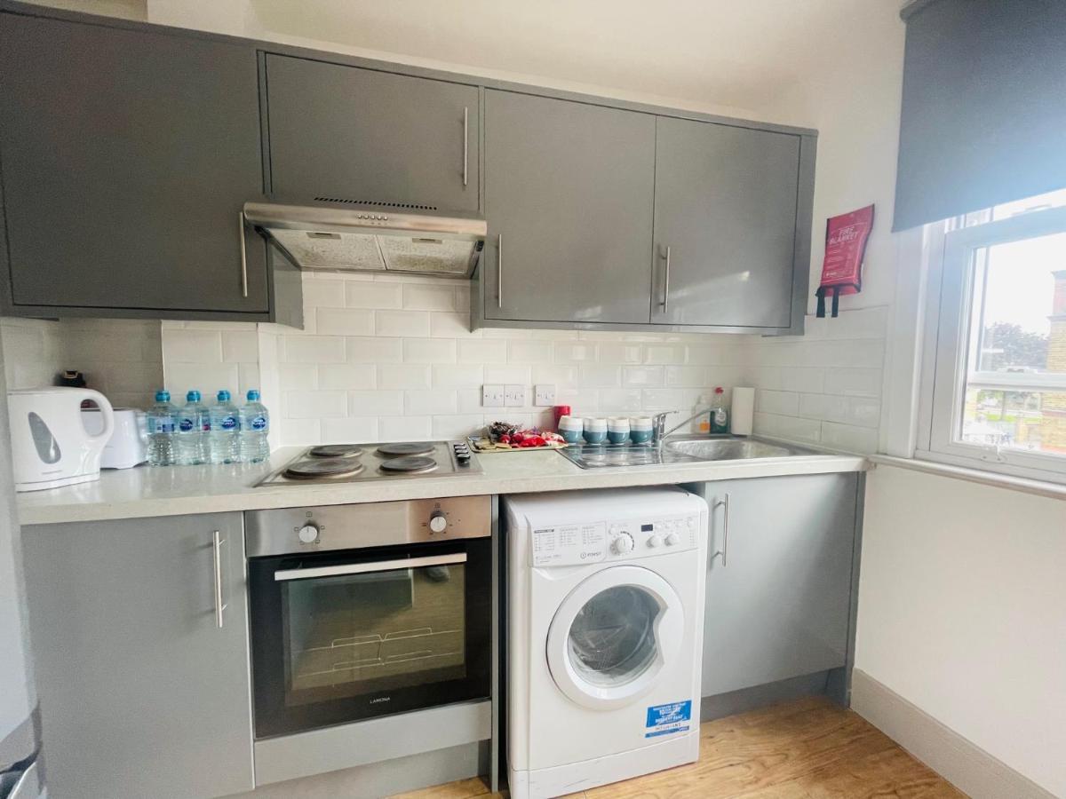 Lovely 1 Bedroom Apartment In London Eksteriør bilde